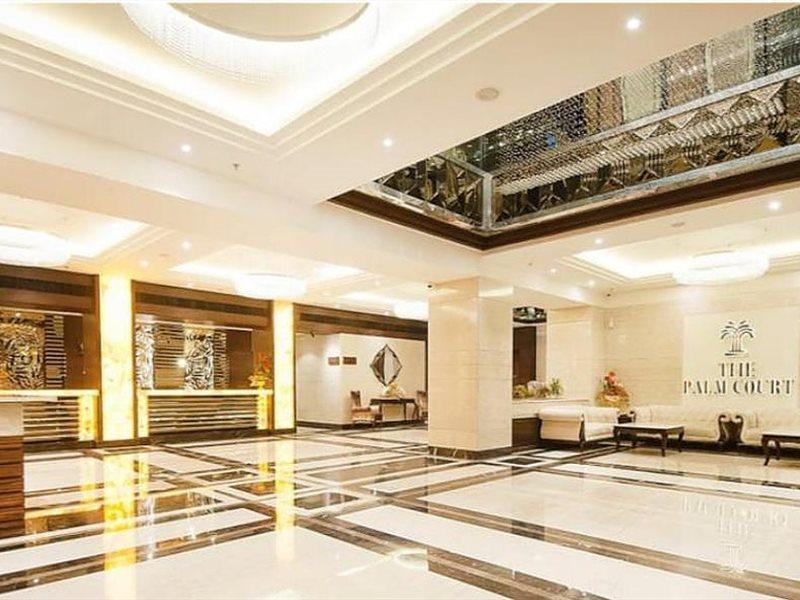 Готель The Palm Court Лудхіяна Екстер'єр фото
